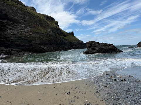 Merlin's Cave-Tintagel必去景点