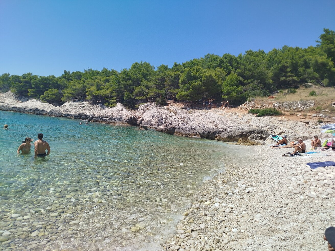 Mekicevica Beach-赫瓦尔必去景点