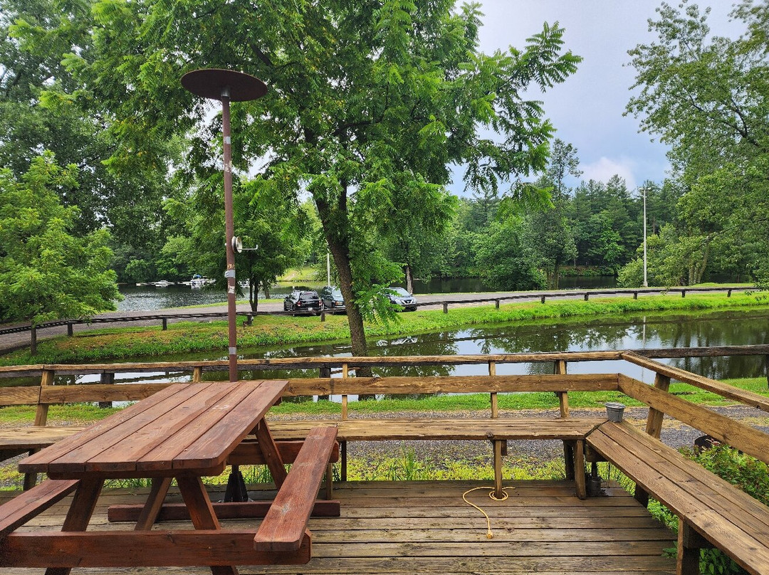 Mcsweet's Irish Pub-Black River Falls必去景点