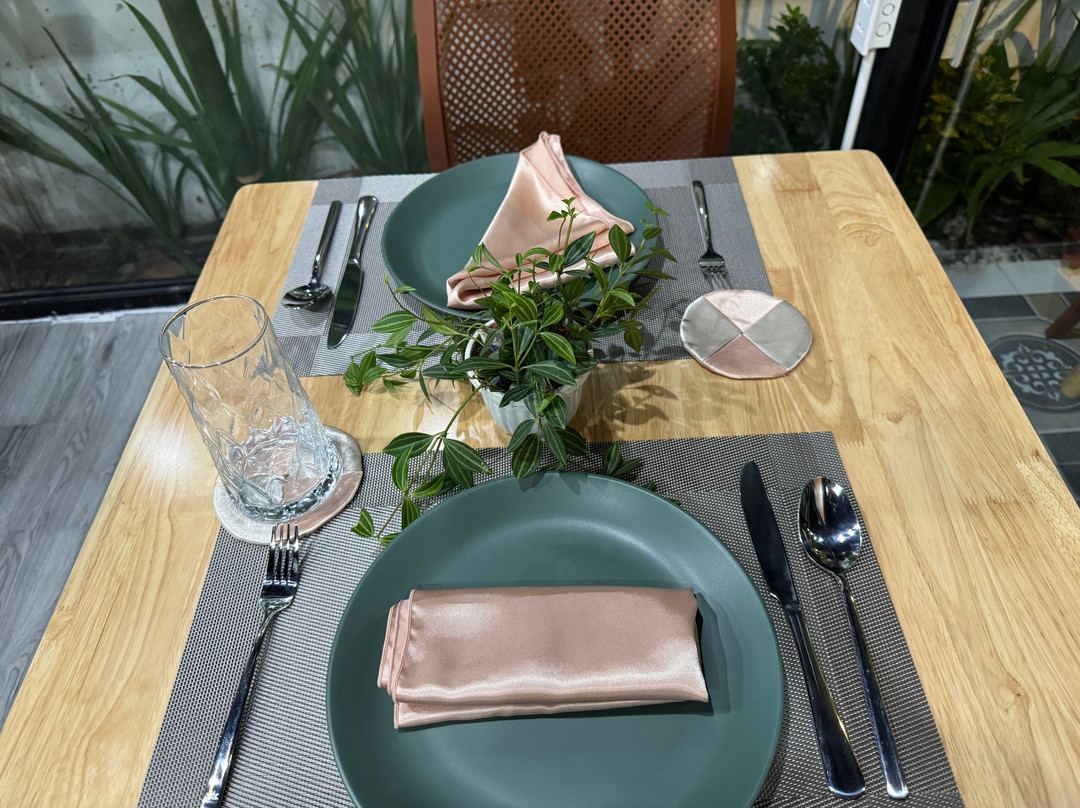 Green Valley Cafe & Kitchen