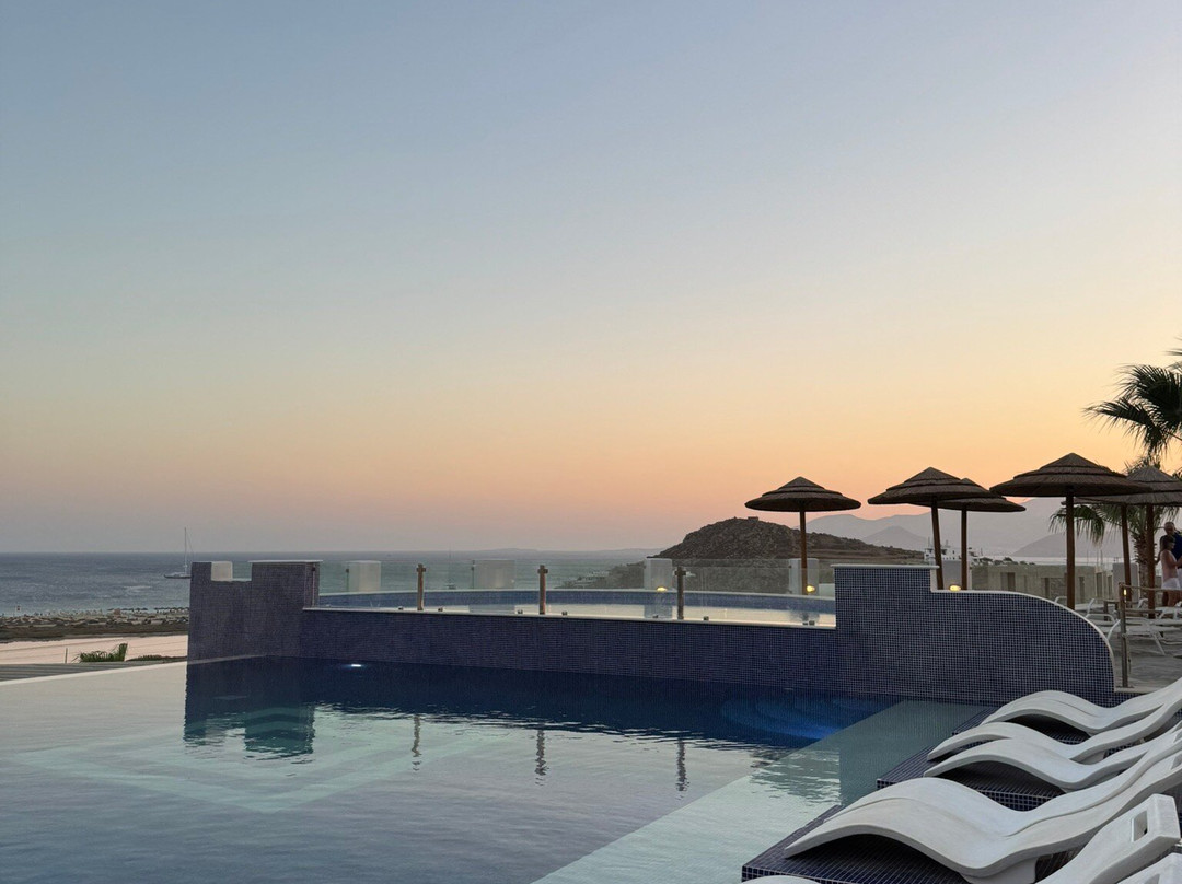 Seaclub Naxos Grand主图