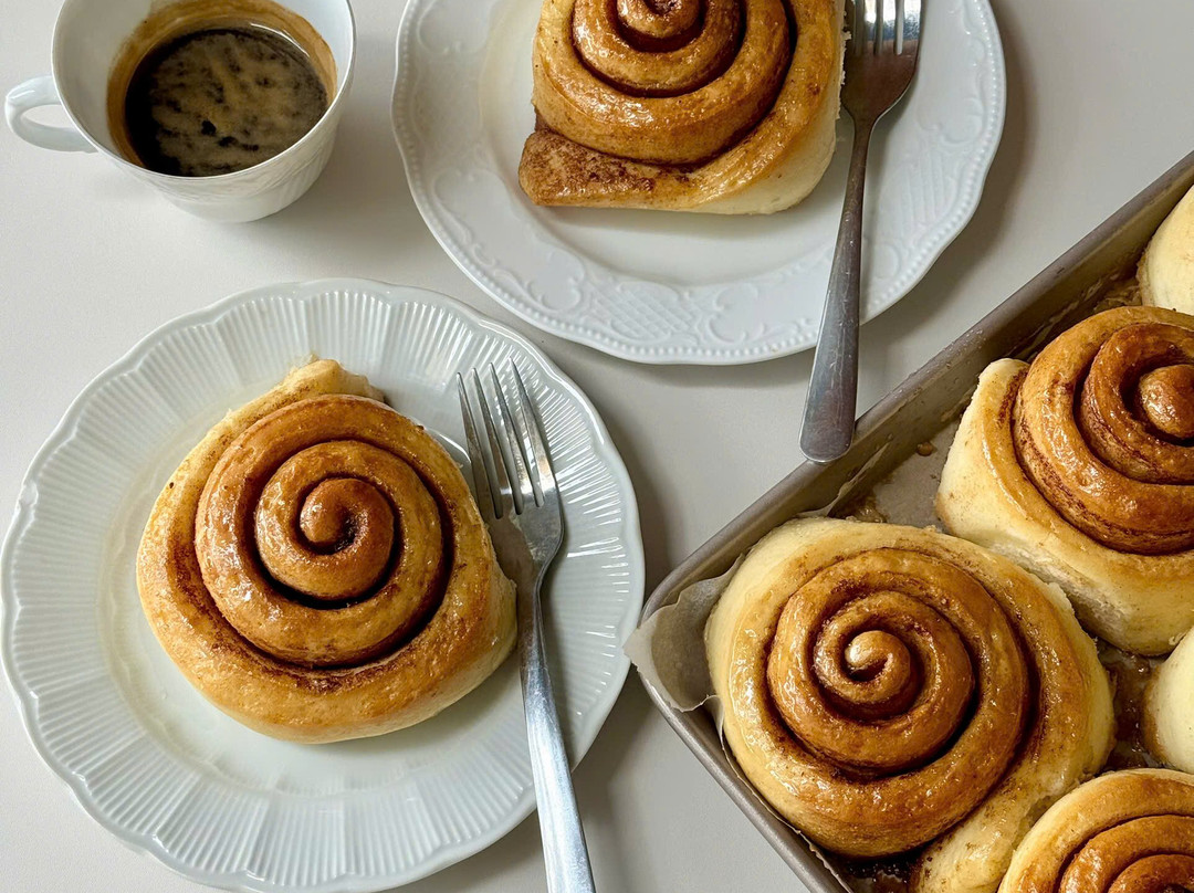 Le Pin - Dessert & More