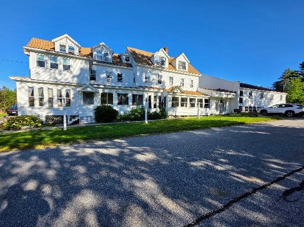 Lake Shore Farm主图