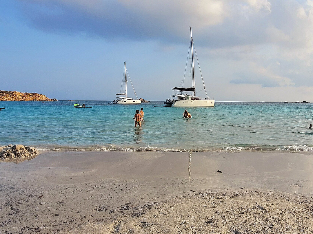 Plage De Roccapina-科西嘉必去景点