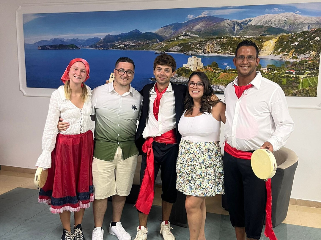 Sea Breeze Hotel Club主图