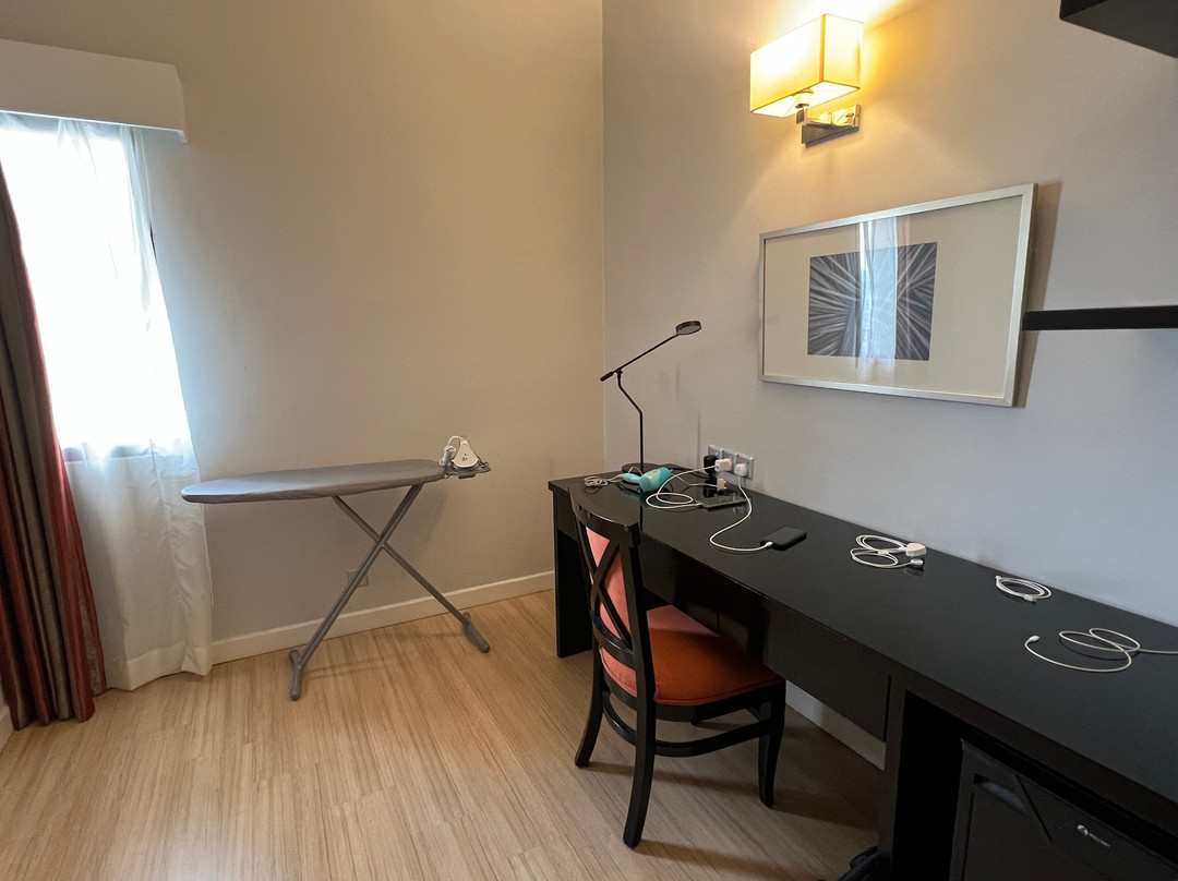 维斯塔纳槟城普吉江布尔酒店主图