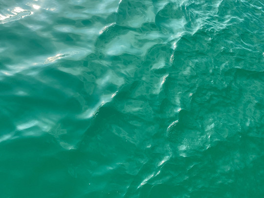 Coromuel Charters-拉巴斯必去景点