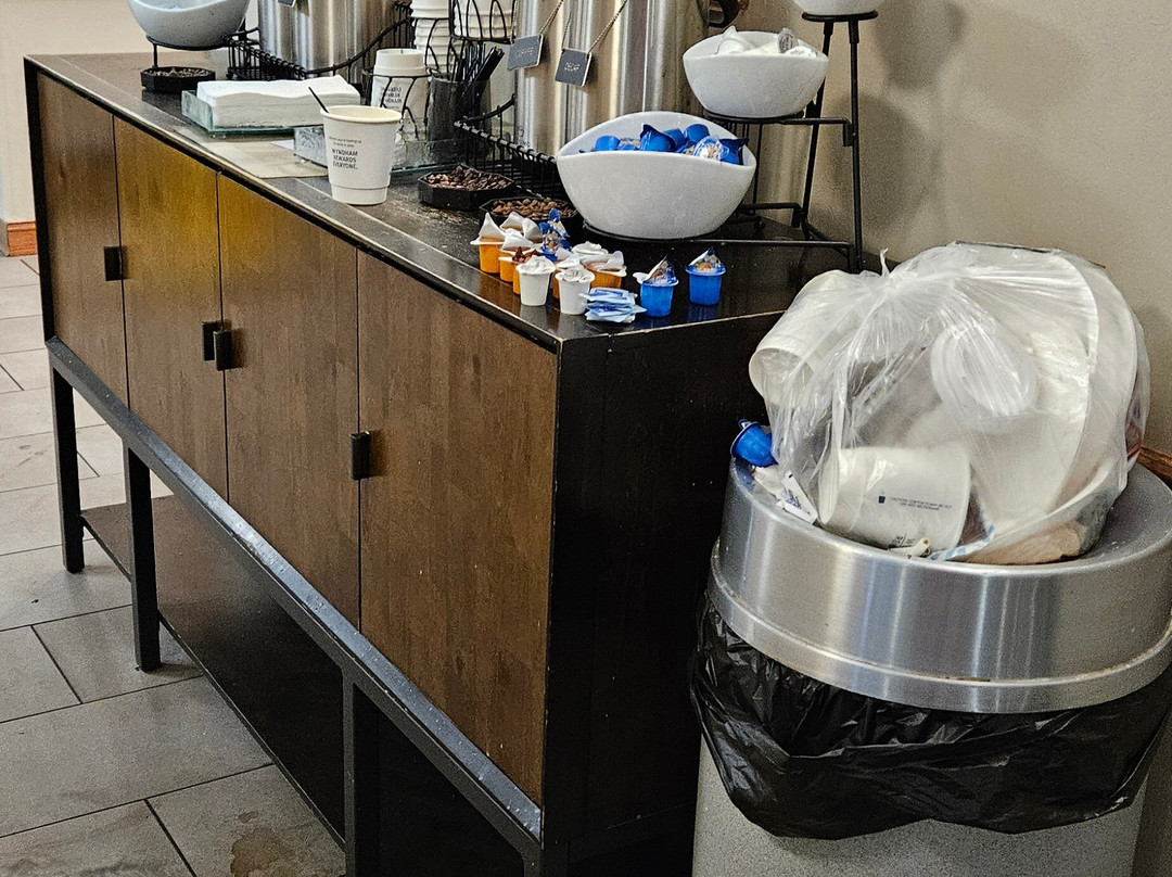 Baymont by Wyndham Galesburg主图