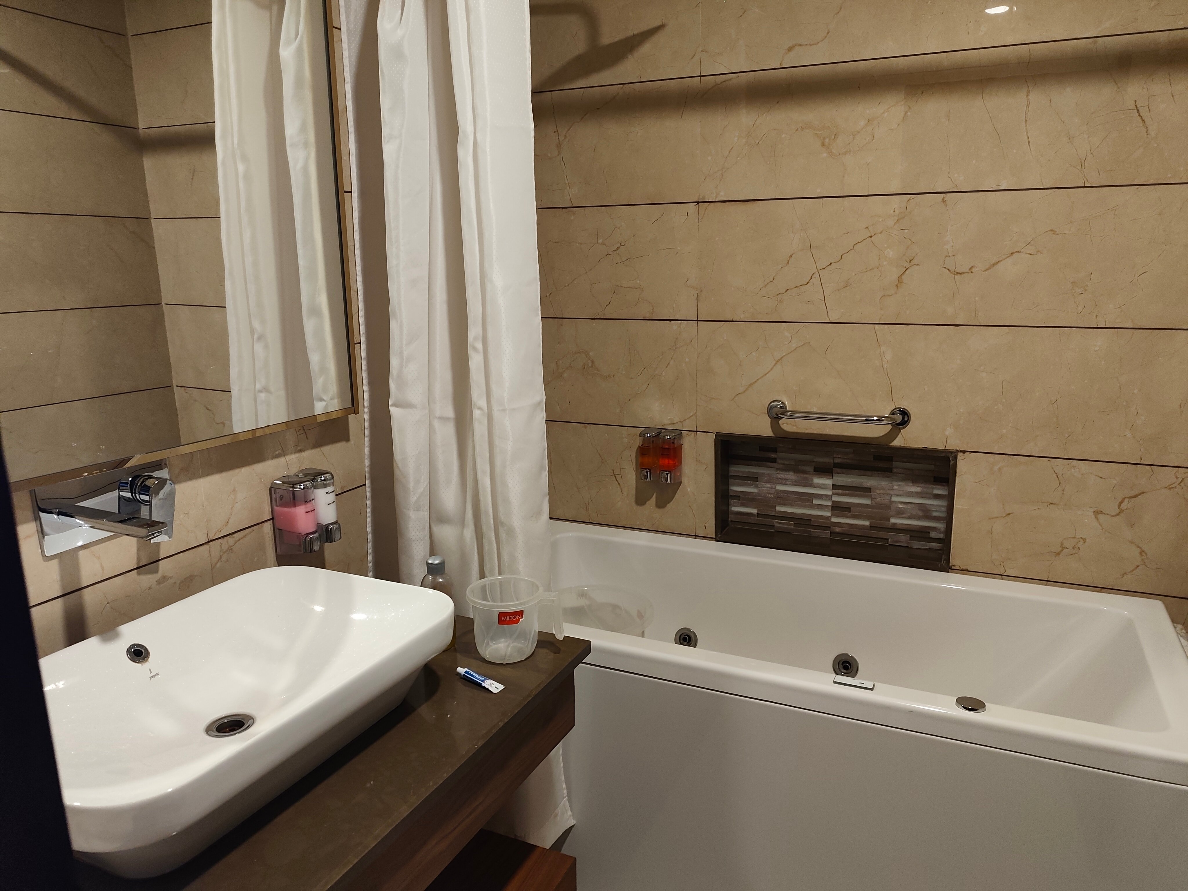 Grand View Hotel-浴室