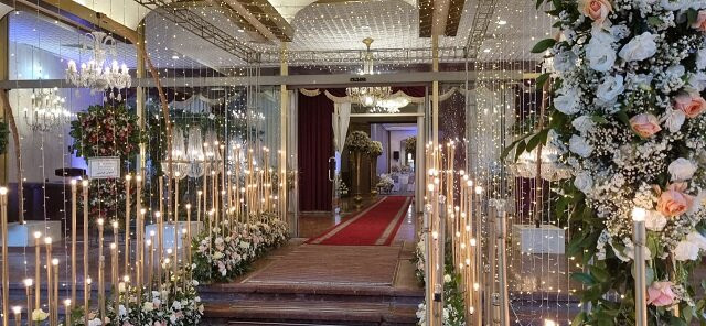 波斯·埃斯特赫拉尔酒店主图