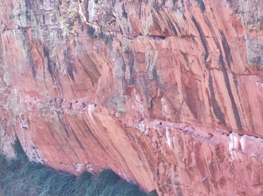 Buraco das Araras-雅尔丁必去景点