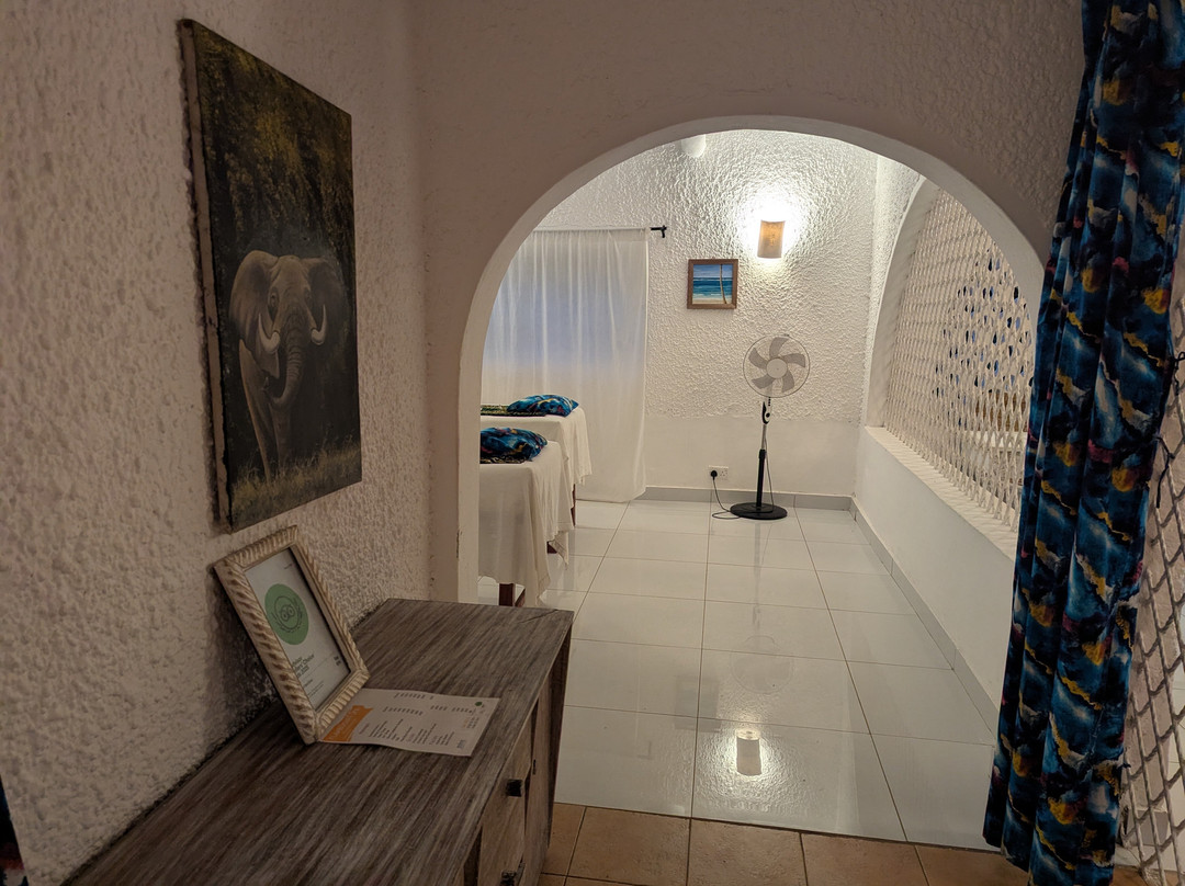 Zidis Kuzuri Spa Diani-迪亚尼必去景点