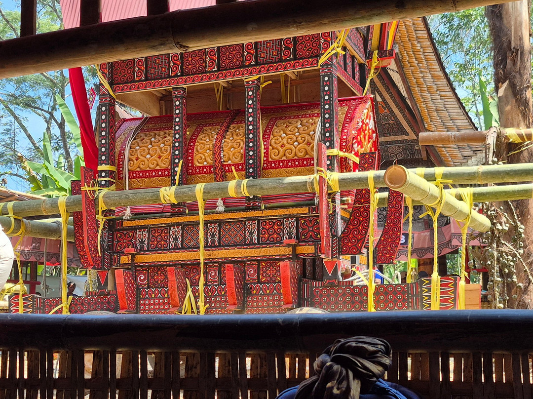 TORAJA TOUR WITH GUIDE SERVICE.-Tana Toraja必去景点