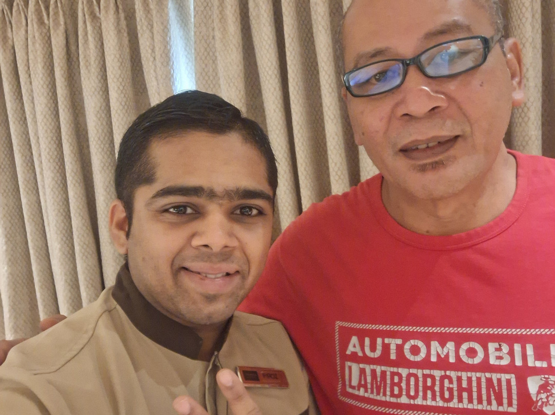 滕伽里根扎酒店主图