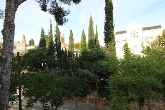 欧洲之星安格利酒店主图