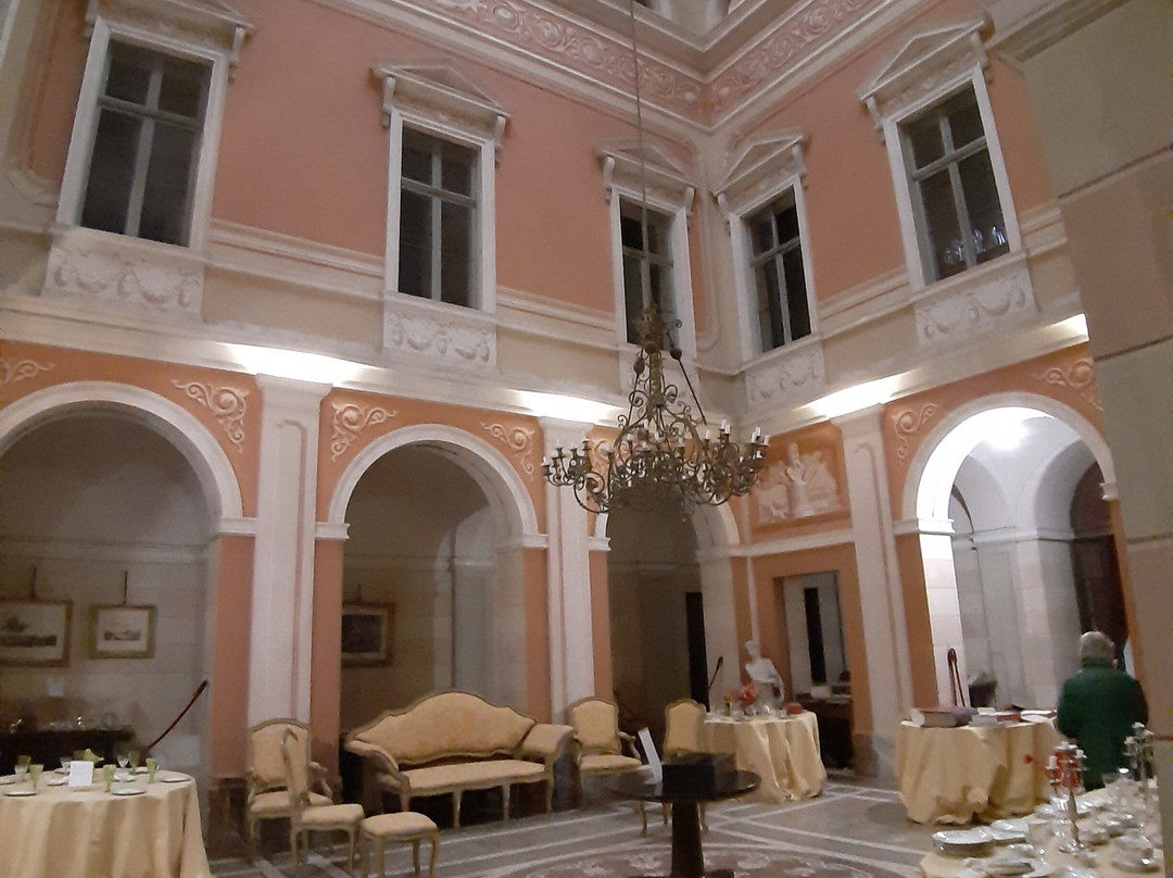 Castello di Pralormo-Pralormo必去景点