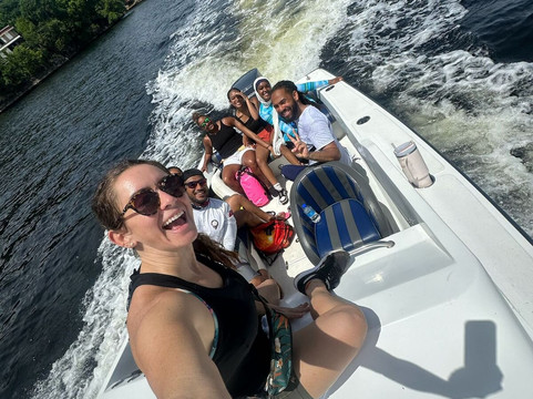 Barefoot Adventures TT-西班牙港必去景点