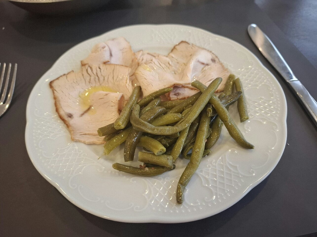 露依格酒店主图