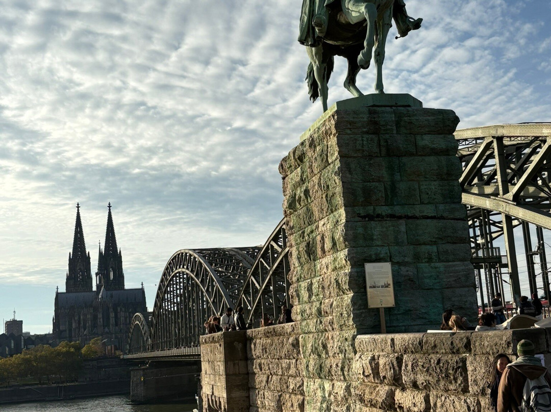 Heinzelmaennchenbrunnen-科隆必去景点
