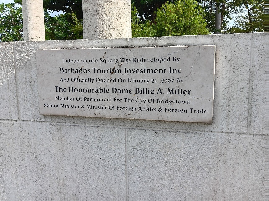 Independence Square-布里奇顿必去景点