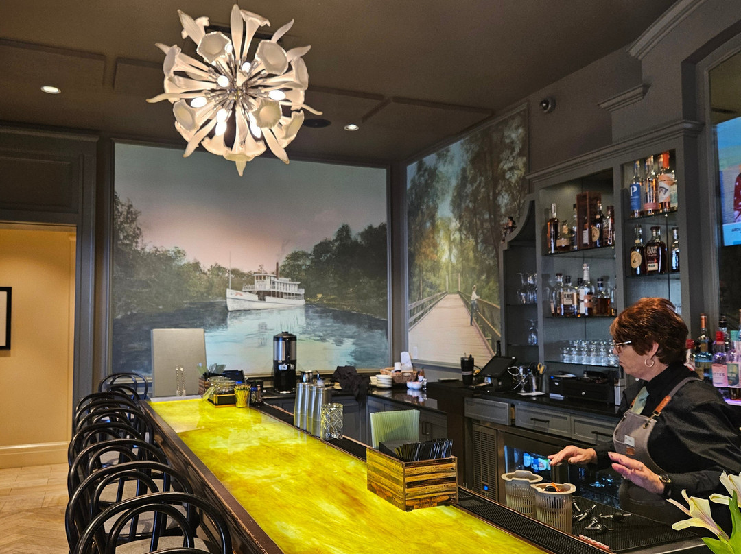 Southern Hotel主图