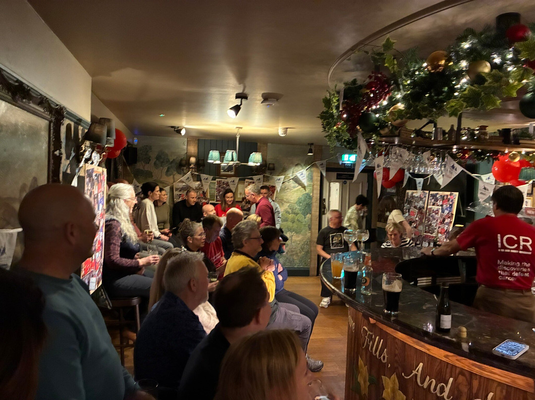 麦克唐纳德天鹅酒店主图