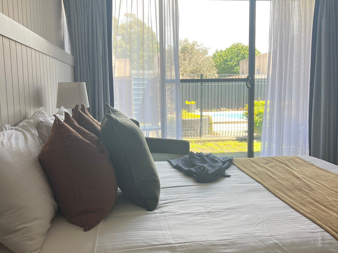 Black Bull Motel主图