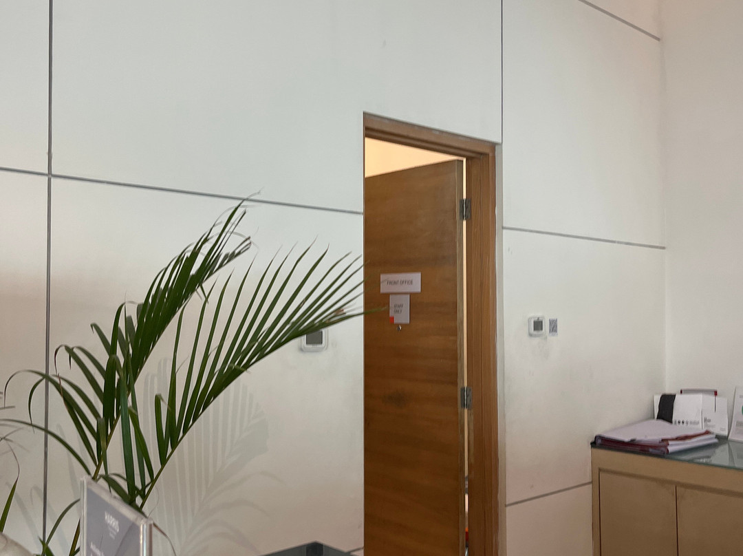 哈里斯连城万隆节会议酒店主图