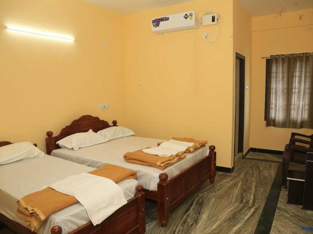Lakshmi Mahal Rooms