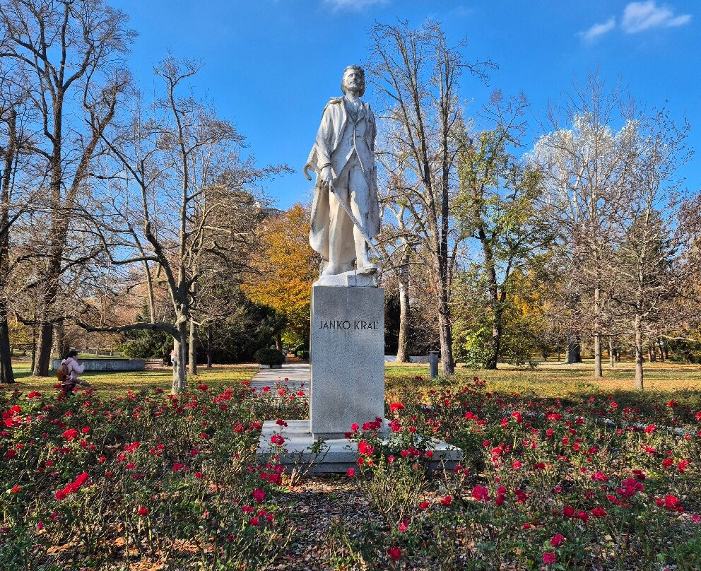 Pomník Janka Kráľa - Janko-Král-Denkmal-Karlova Ves必去景点