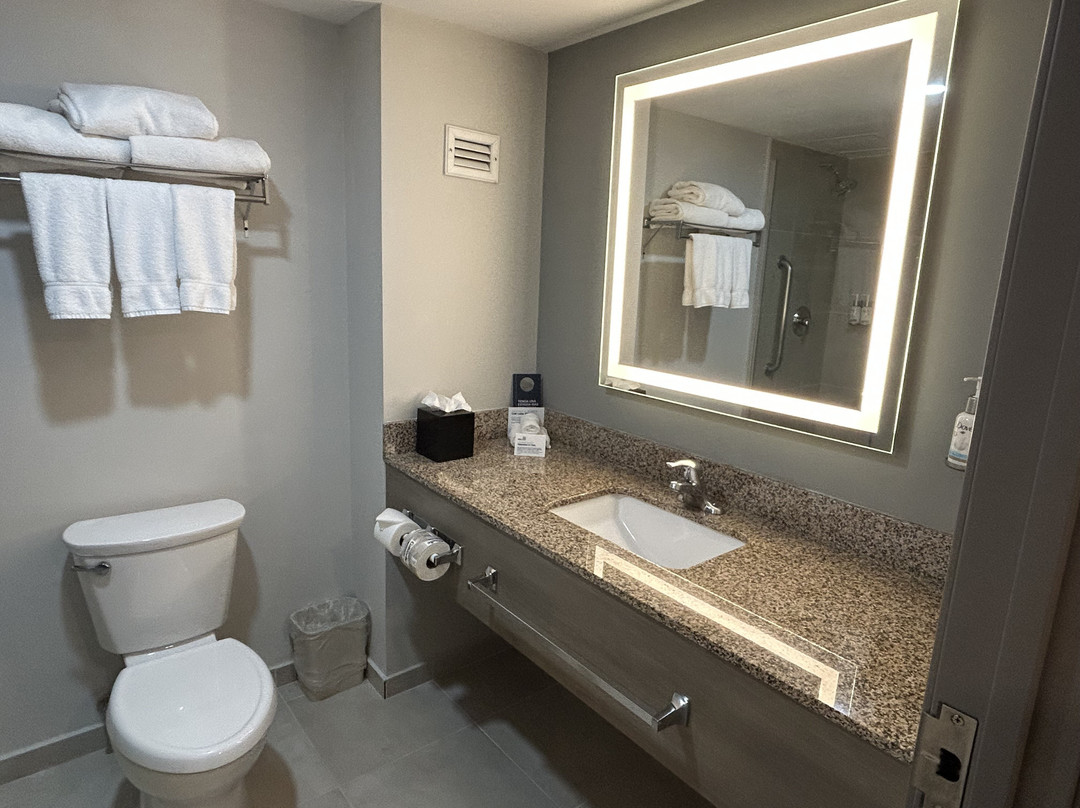 Holiday Inn Express & Suites Monterrey Aeropuerto主图