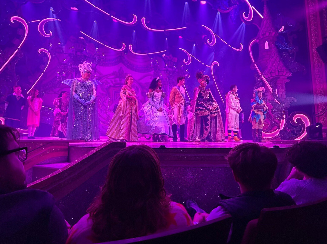 Grand Theatre-沃尔夫汉普顿必去景点