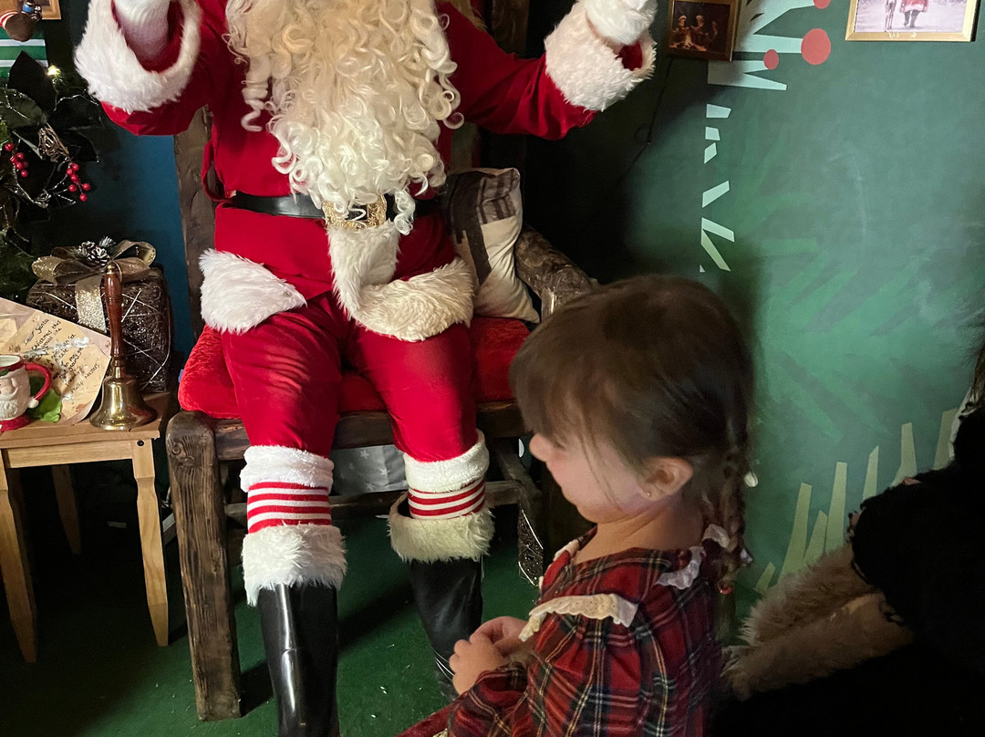 Santa's Grotto At Coolings Lifestyle-Knockholt必去景点