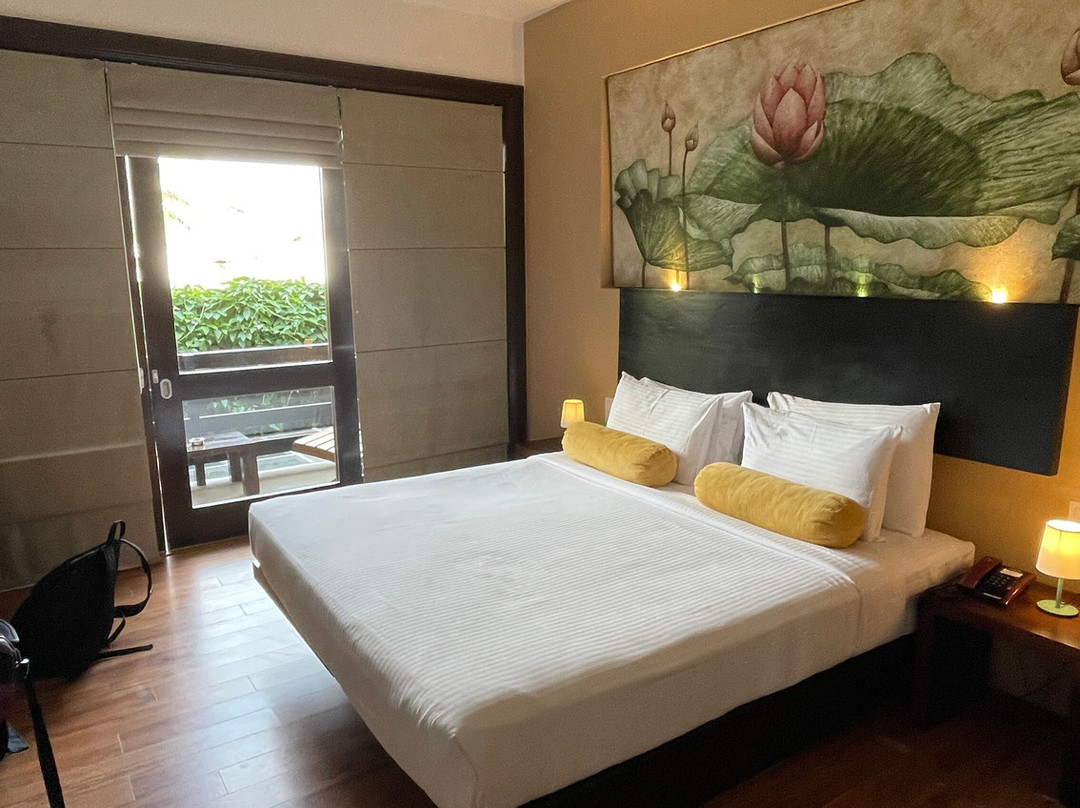 绿色露台酒店主图