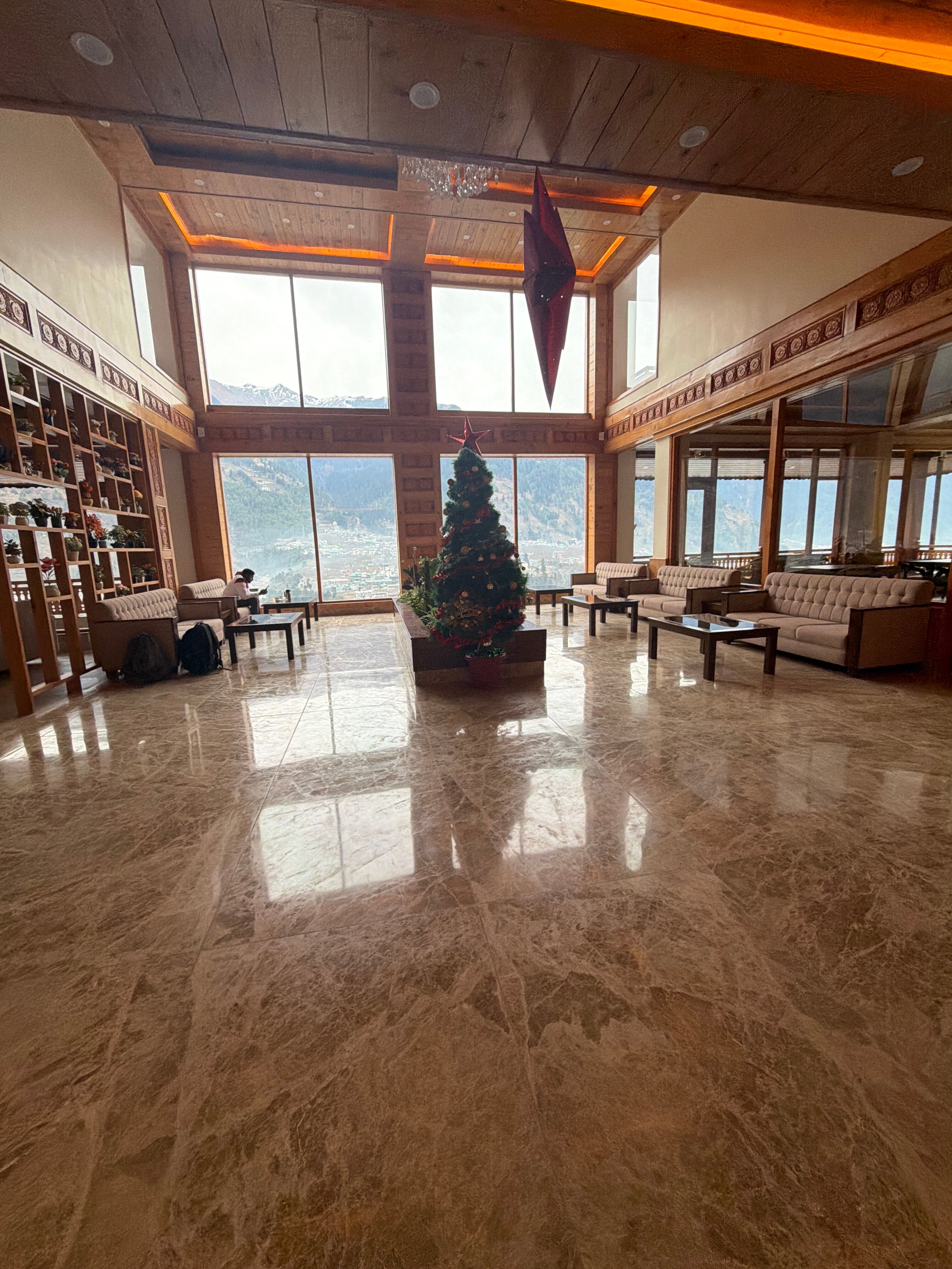 Holiday Heights & Spa Manali-官方