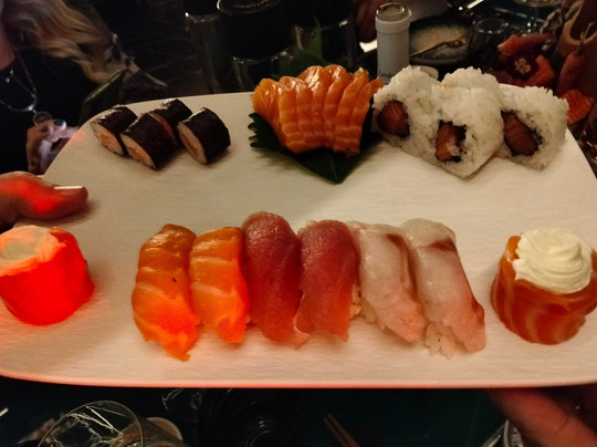 Mova Sushi
