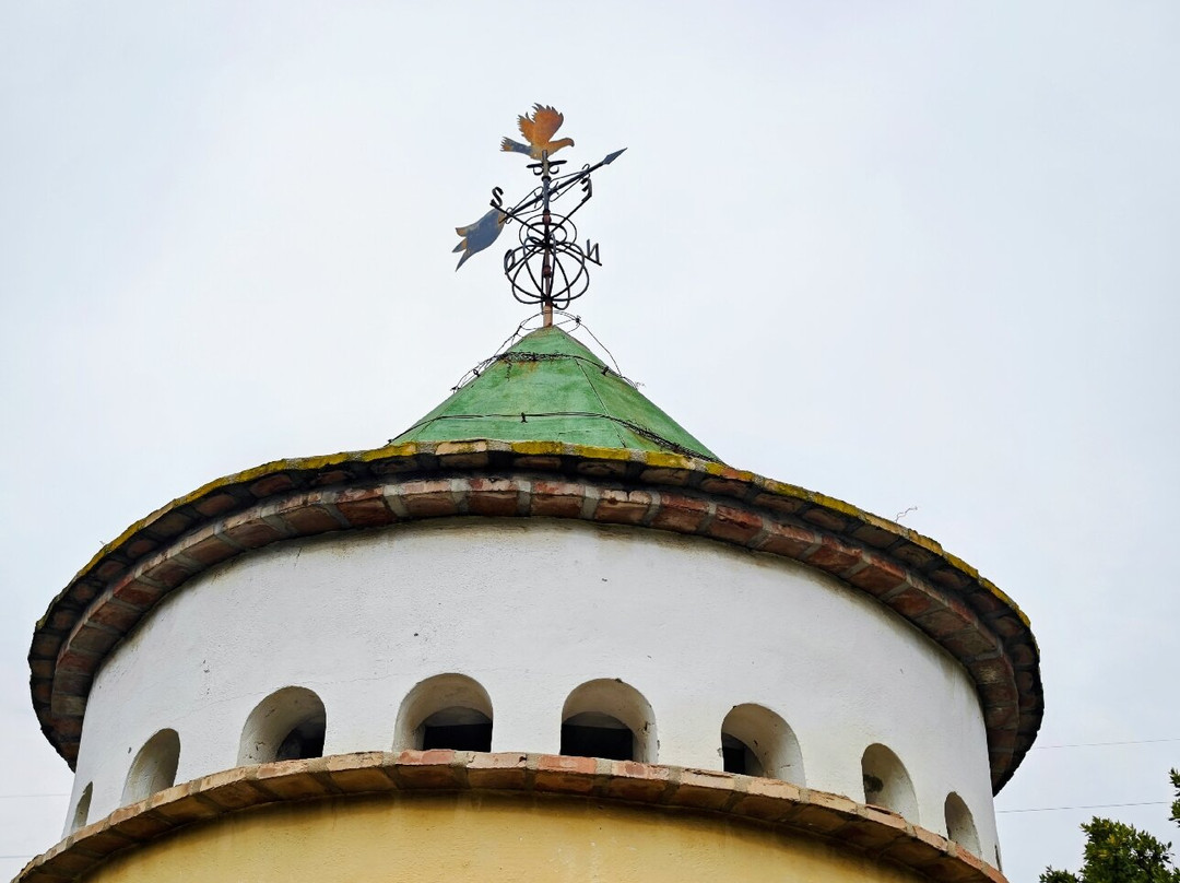 Dolmenes de Corominas-埃斯特波纳必去景点