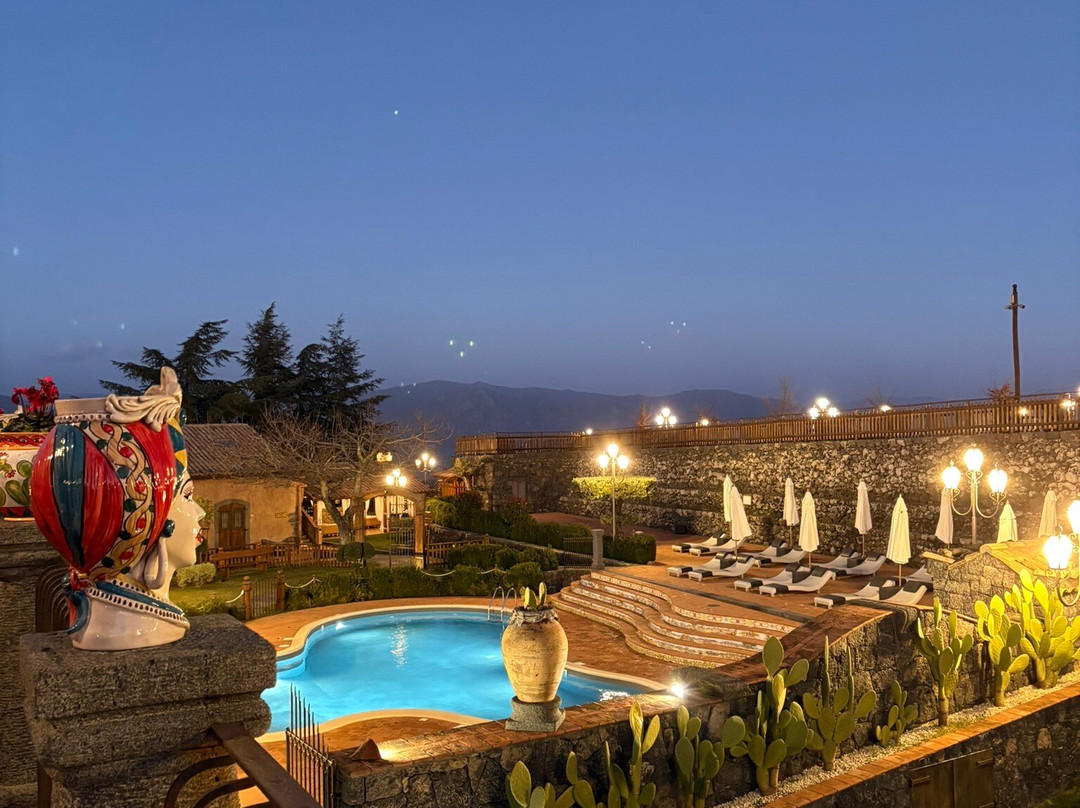 埃特纳阔尔塔米勒酒店主图