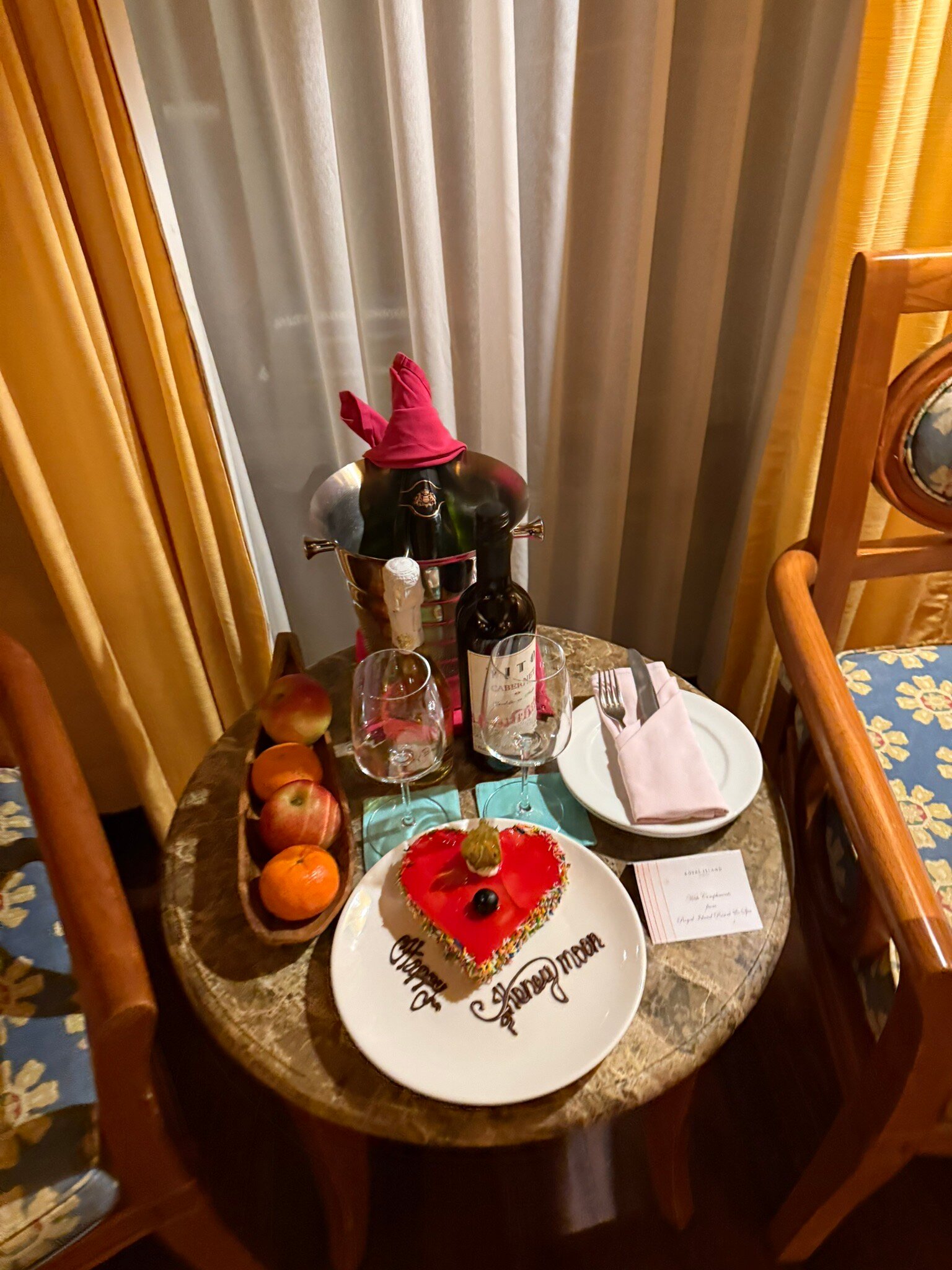 皇家岛度假村-官方