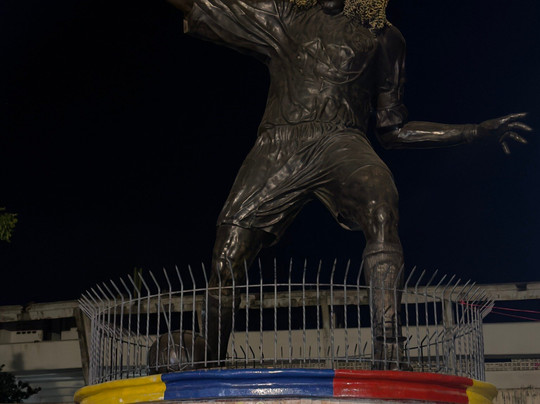 Carlos El Pibe Valderrama Statue-圣玛尔塔必去景点