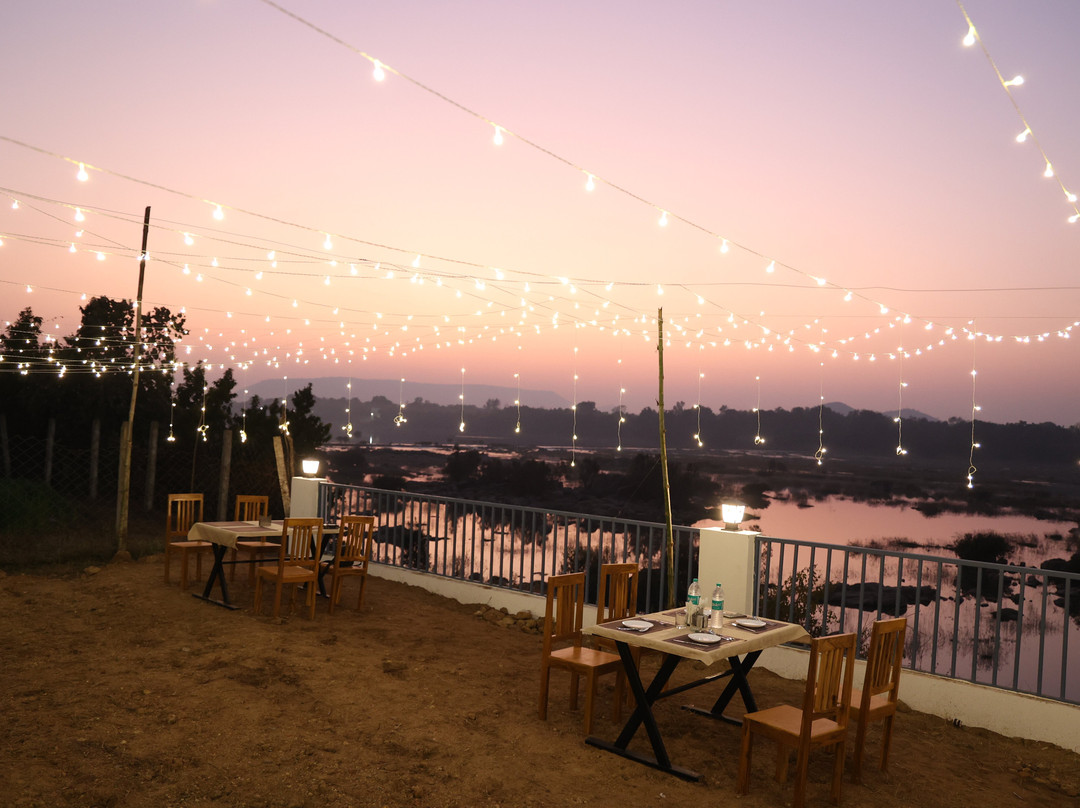 Monkey River Resort