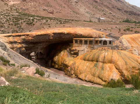 Puente del Inca-Las Cuevas必去景点