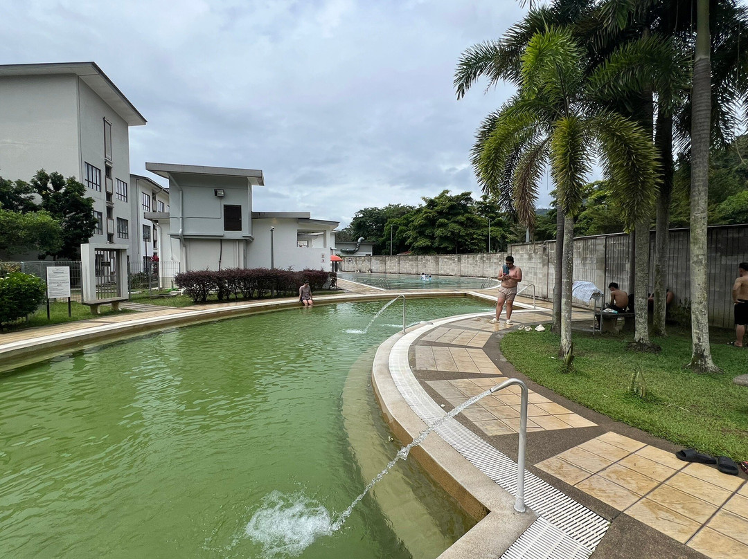 问东温泉苏利亚尔雅酒店主图