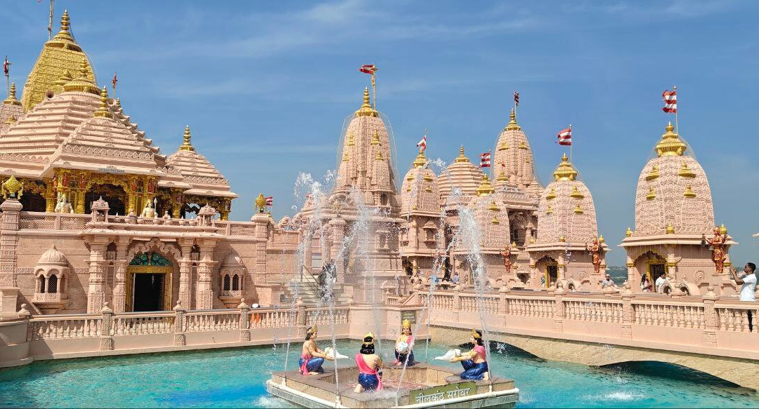 Nilkanth Dham Swaminarayan Temple-Poicha必去景点