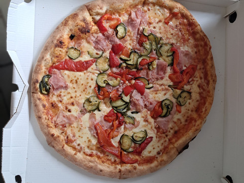 Kinemax-蒙法尔科内必去景点