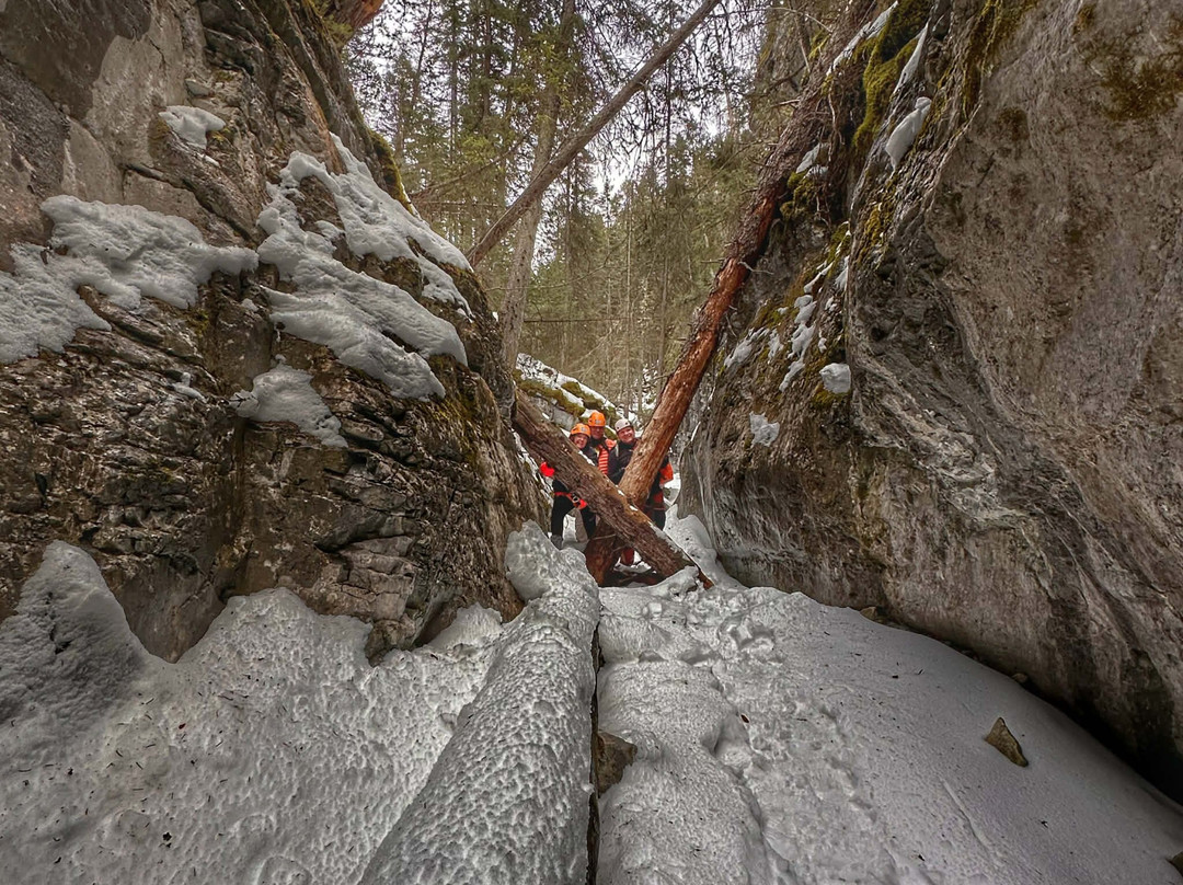 Bow Valley Canyon Tour-坎莫尔必去景点