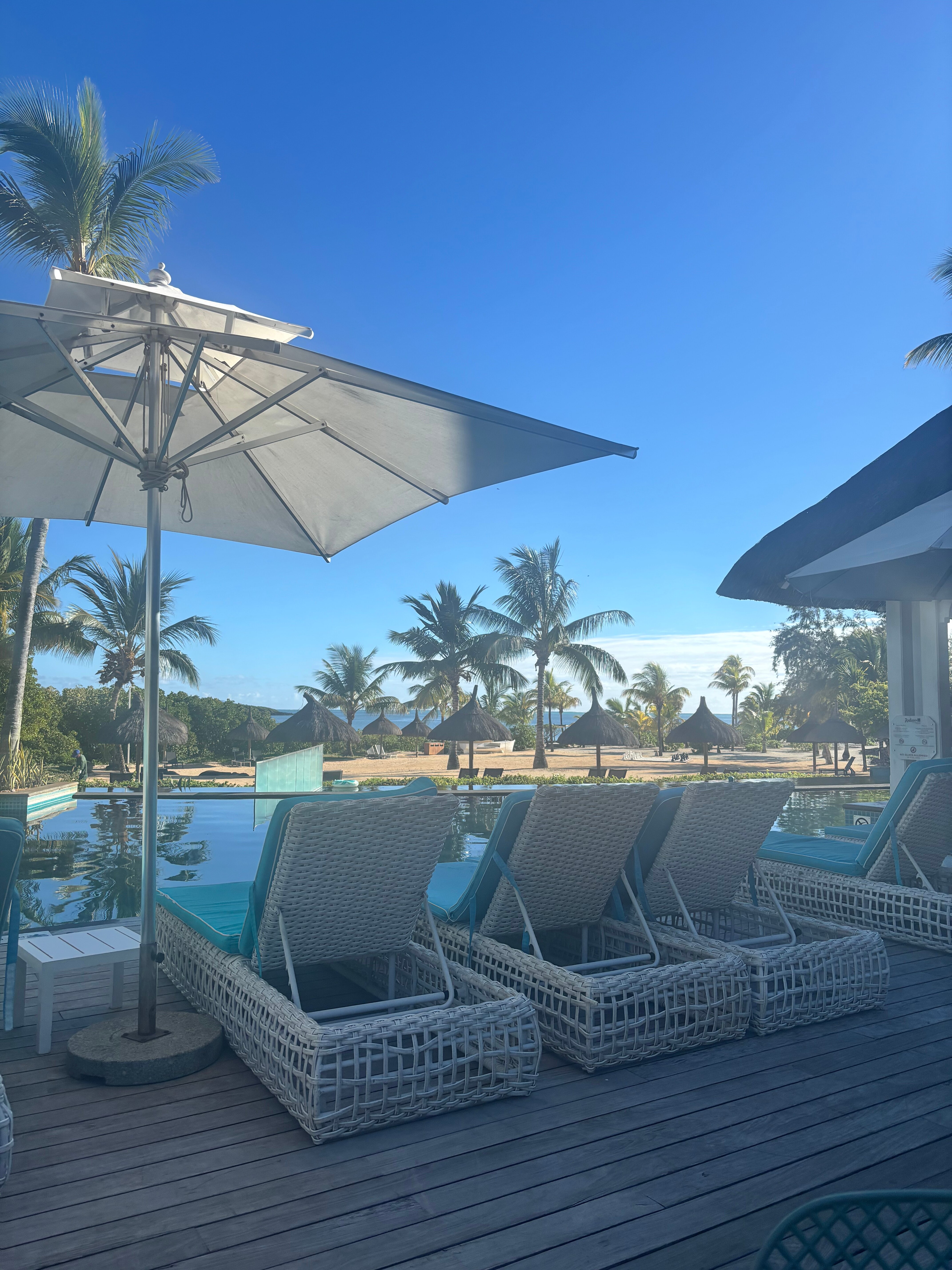 Radisson Blu Azuri Resort & Spa-官方