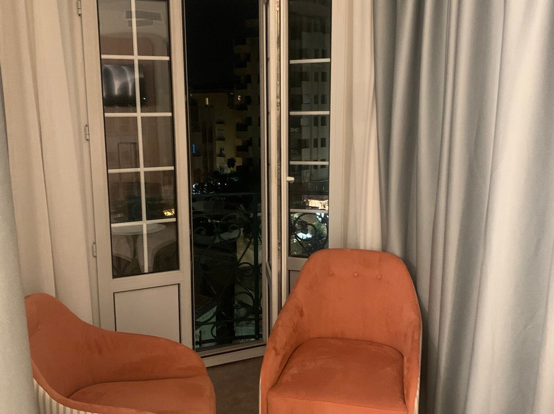 奥林匹亚酒店主图