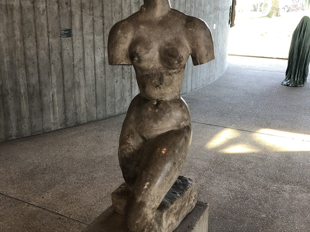 Lehmbruck Museum-杜伊斯堡必去景点