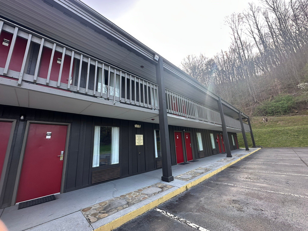 格雷特斯莫基大酒店-切罗基主图